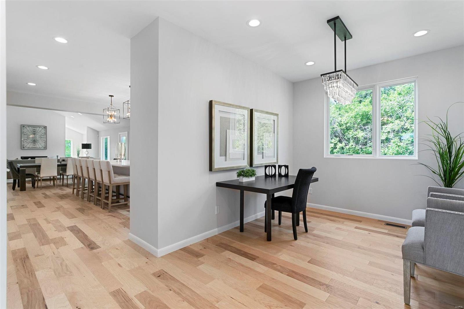 Santino Court - Residential