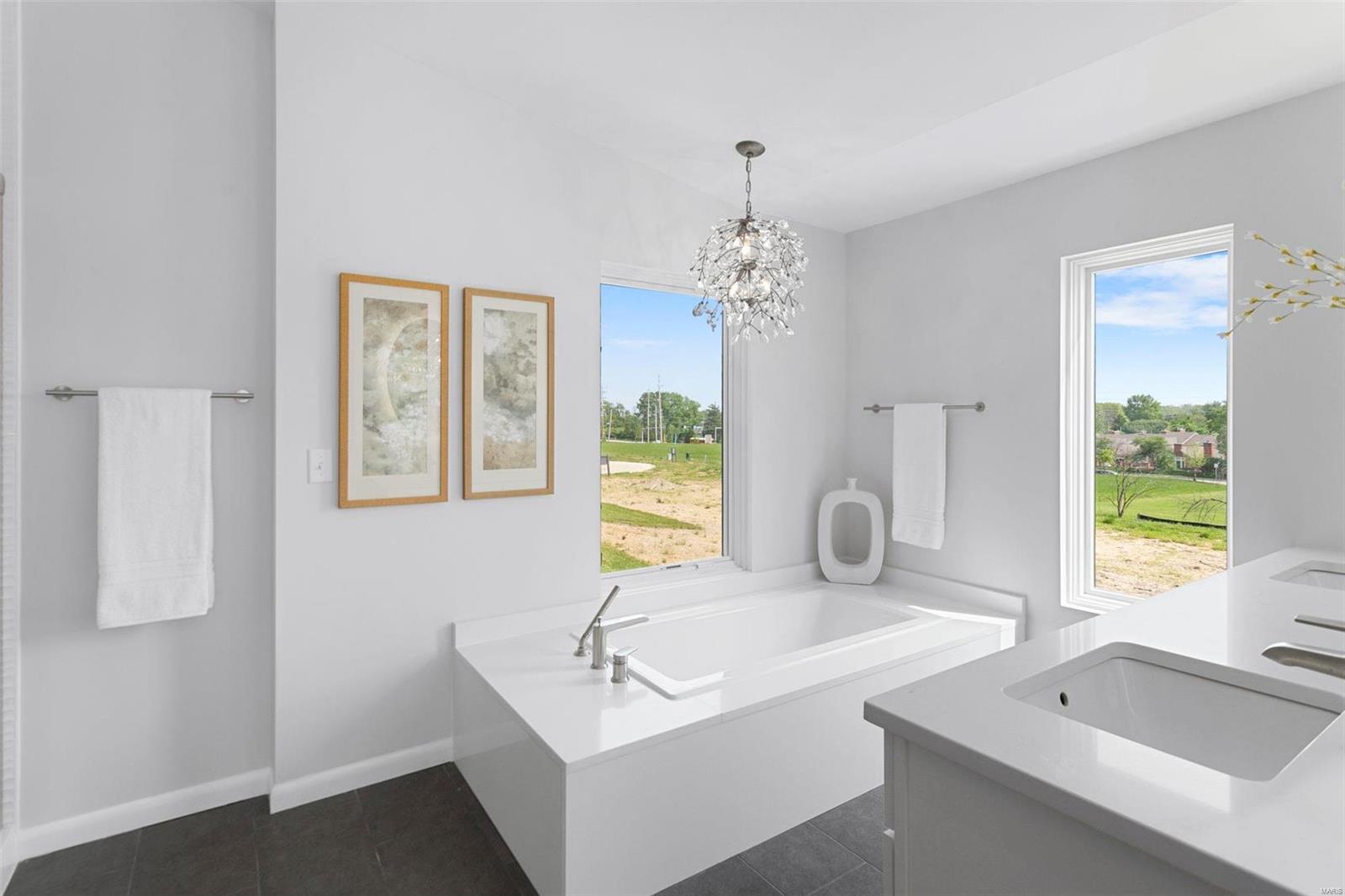 Santino Court - Residential