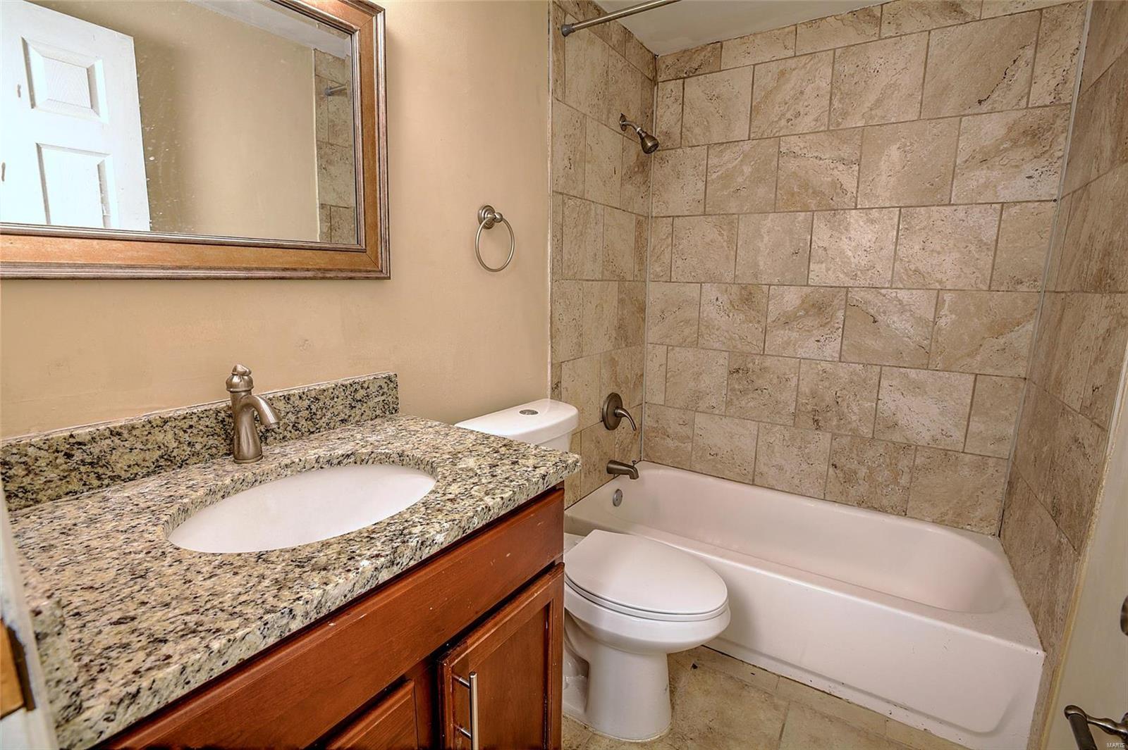 City/St Louis - Residential Income