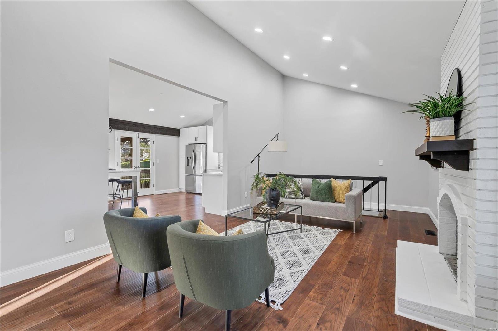 15362 Thistlebriar Court