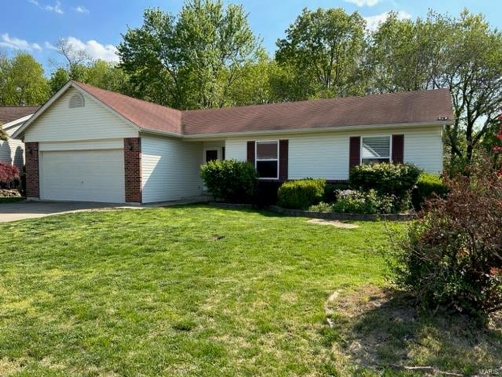 226 El Pescado Drive, St Peters, Missouri Rental Property Listing
