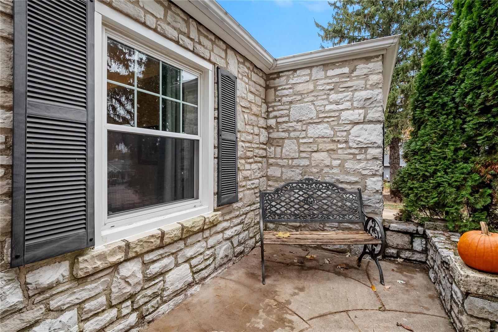 St Ann, Missouri 63074, United States, 2 Bedrooms Bedrooms, ,1 BathroomBathrooms,Residential,Active,33233