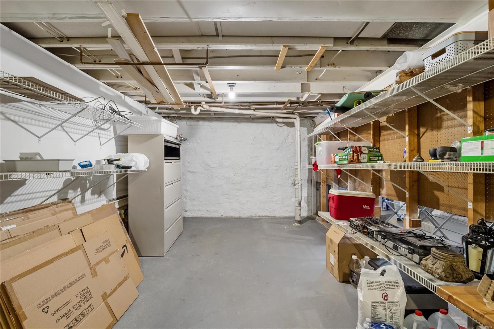 St Ann, Missouri 63074, United States, 2 Bedrooms Bedrooms, ,1 BathroomBathrooms,Residential,Active,33233