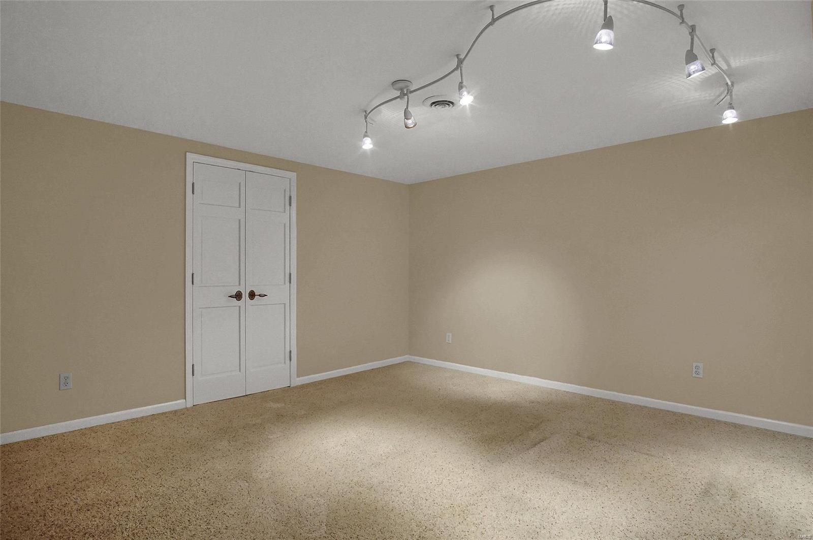 Manors At Clarkson Valley 2 The - Residential