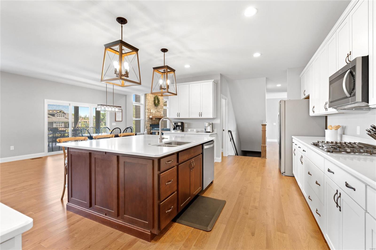 Bur Oaks - Residential