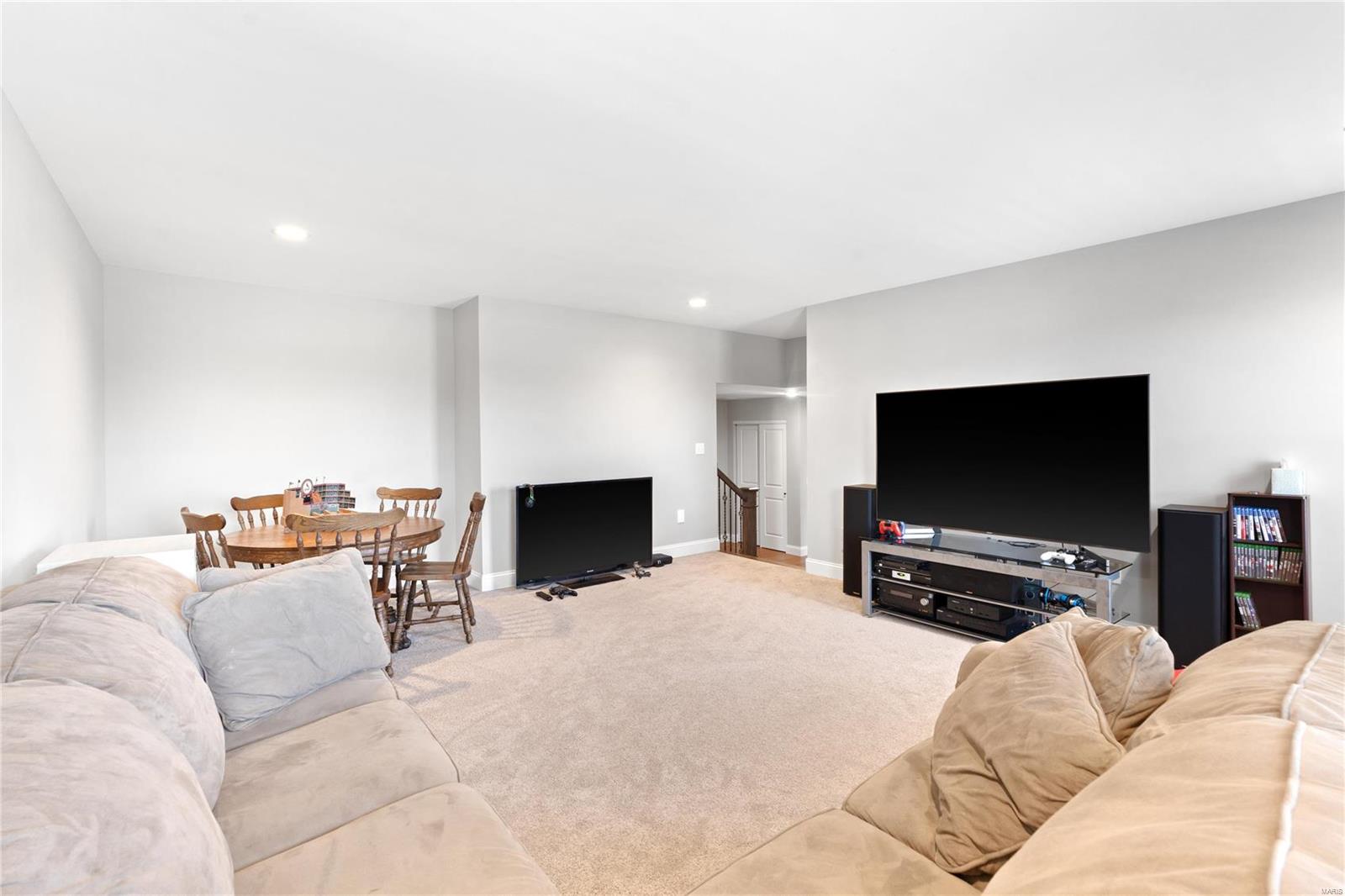 Bur Oaks - Residential