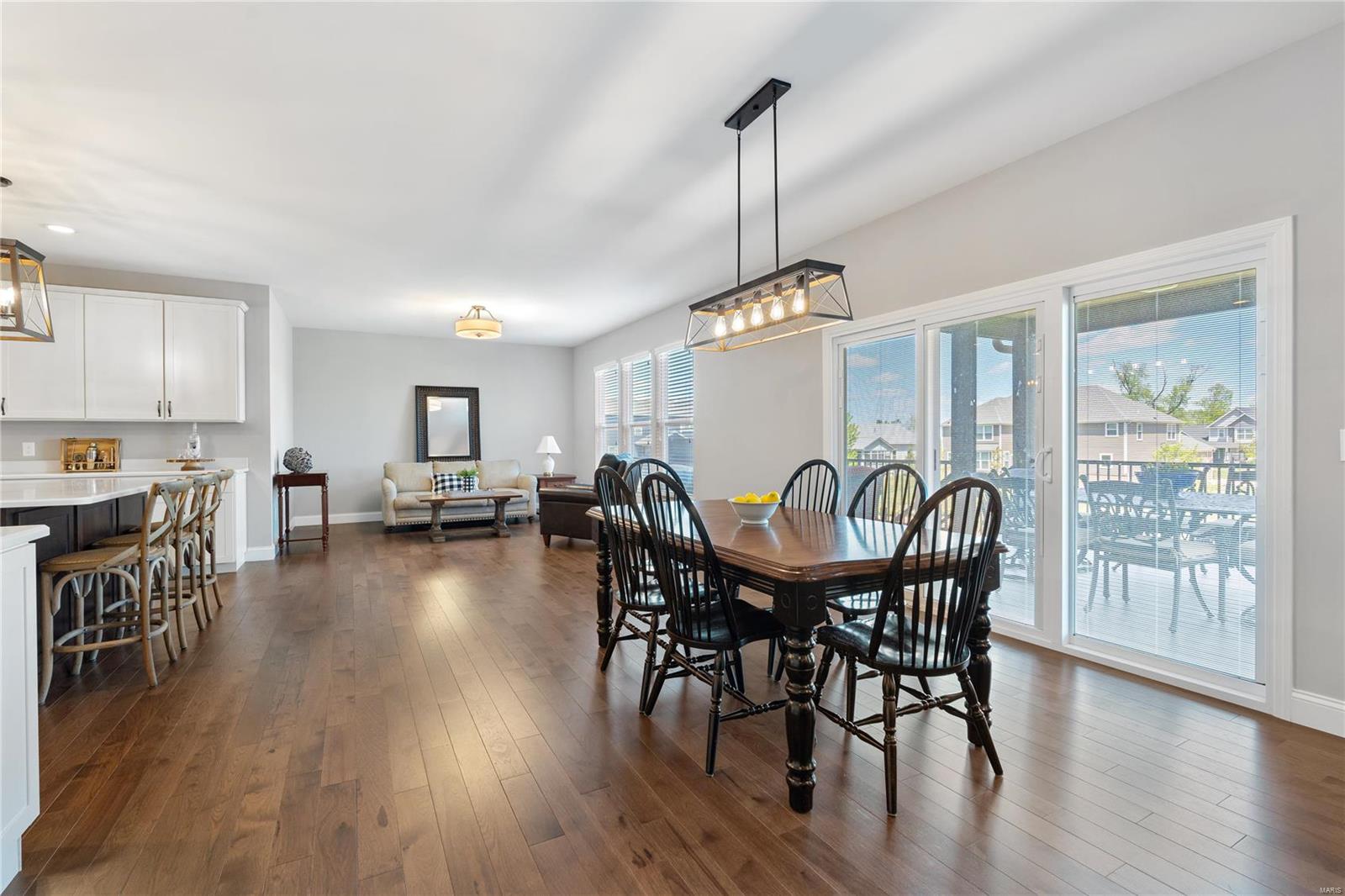 Bur Oaks - Residential