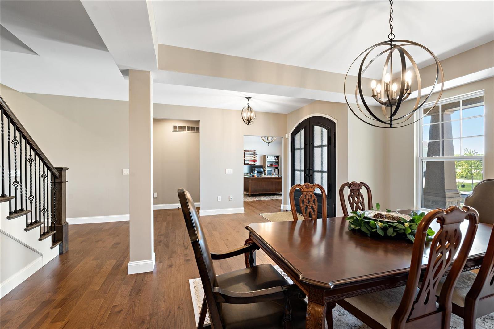 Bur Oaks - Residential