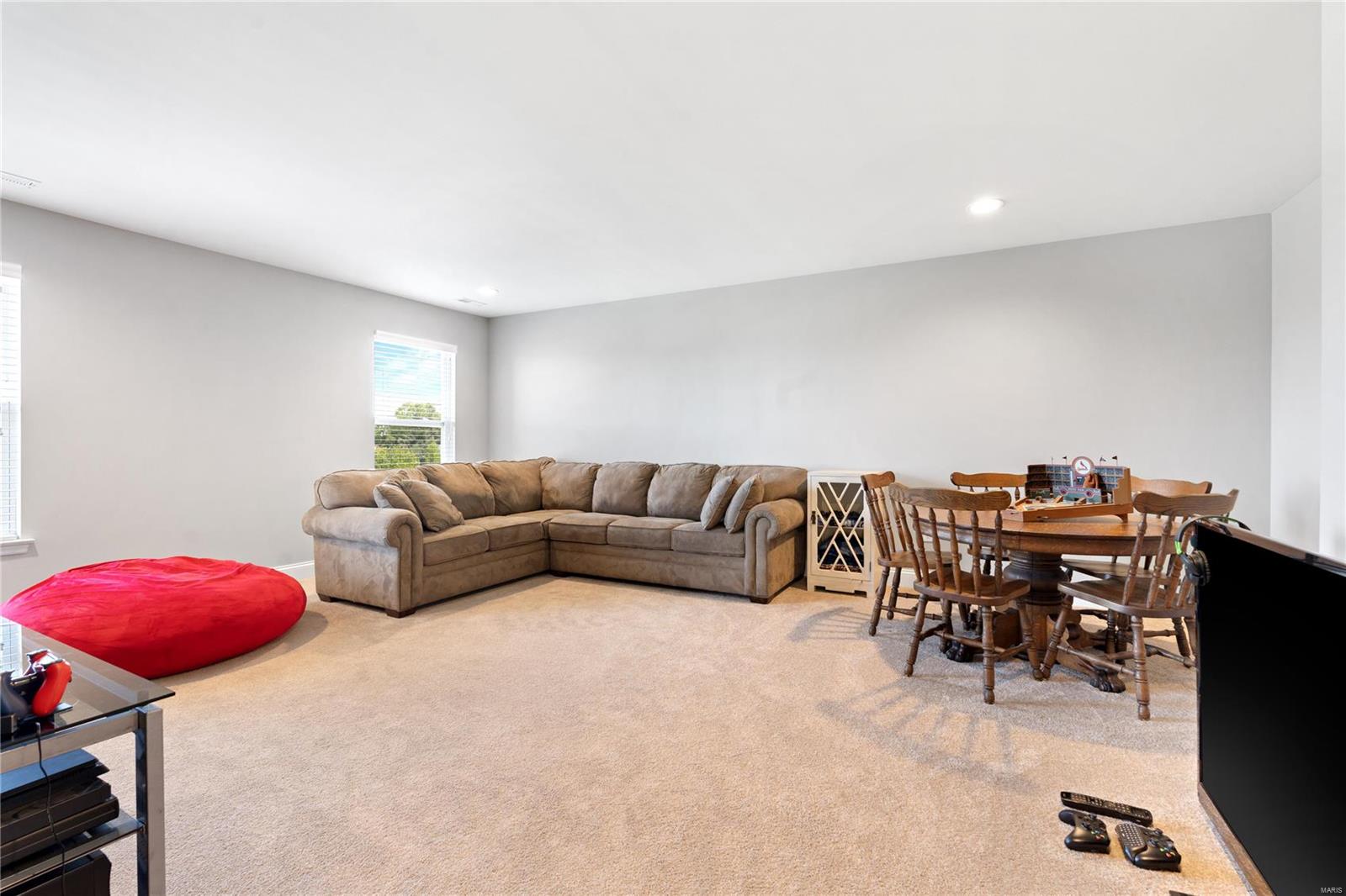 Bur Oaks - Residential