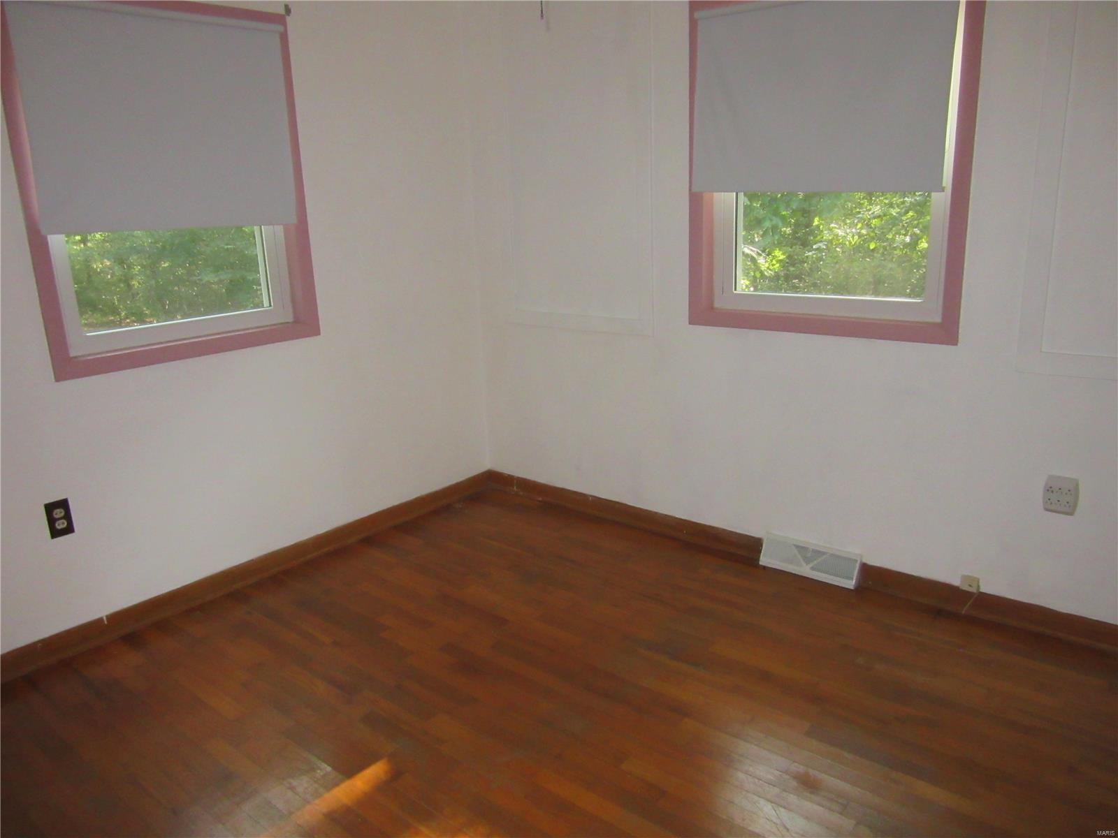 NON SUBDIVISION - Residential