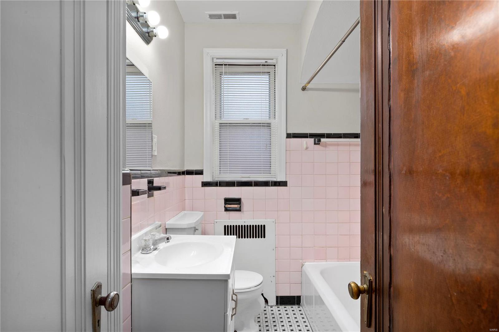 Grand Gravois Park Add - Residential Income