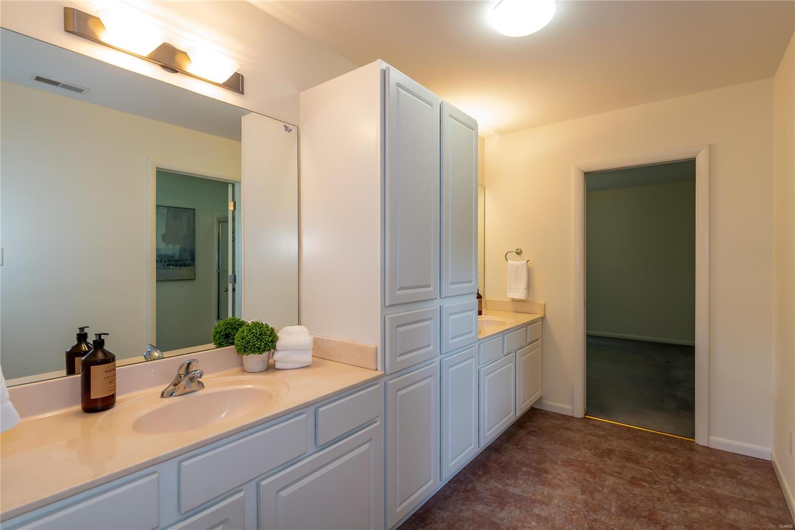 Bon-Aire - Residential