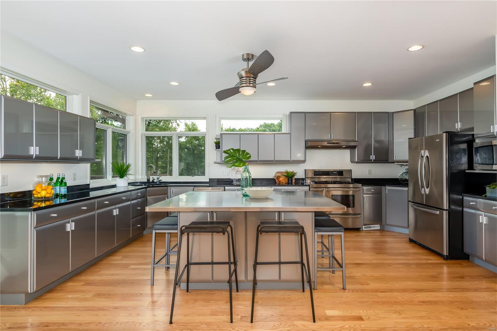 Bon-Aire - Residential