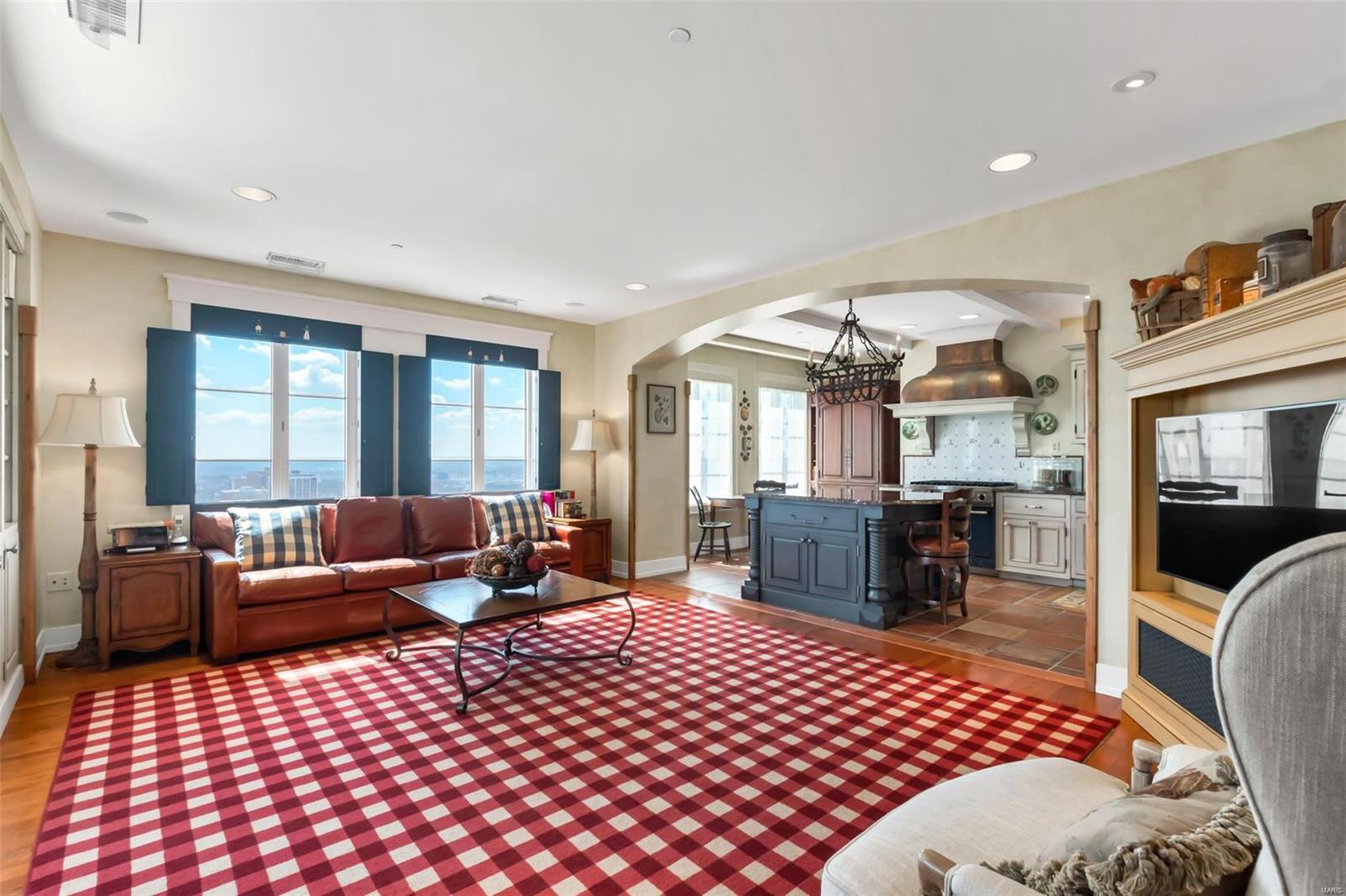 Plaza In Clayton A Condo The - Residential