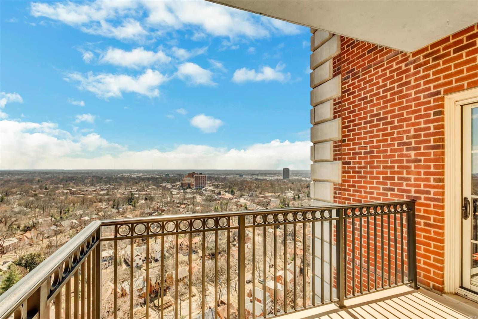 Plaza In Clayton A Condo The - Residential