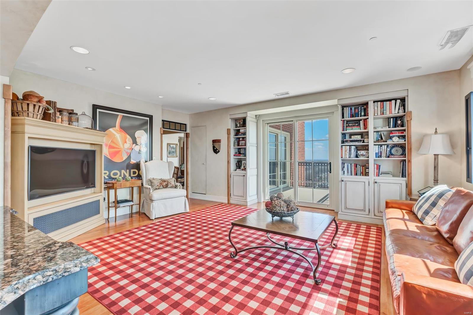 Plaza In Clayton A Condo The - Residential