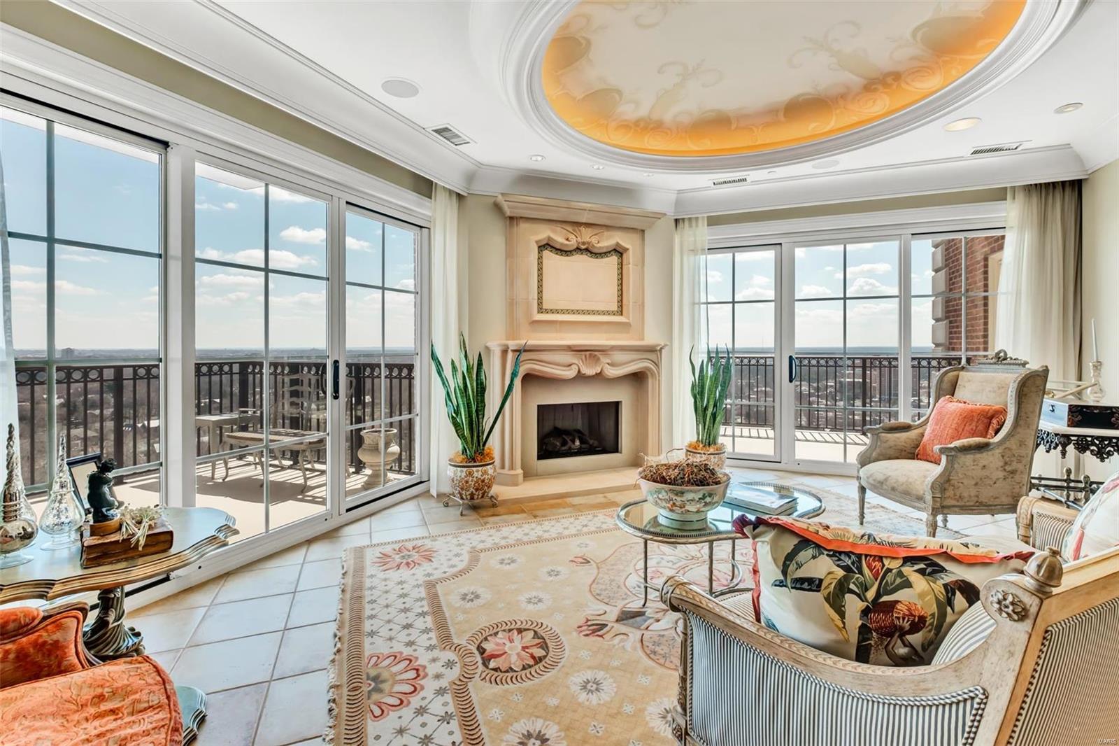 Plaza In Clayton A Condo The - Residential