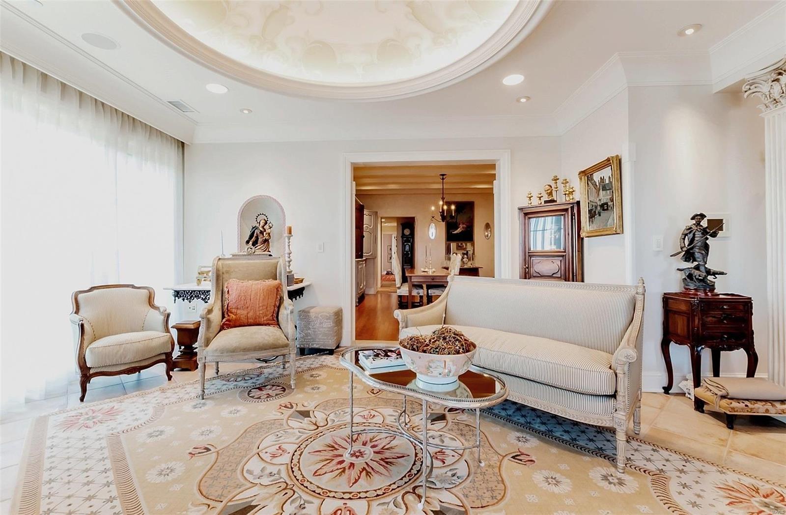 Plaza In Clayton A Condo The - Residential