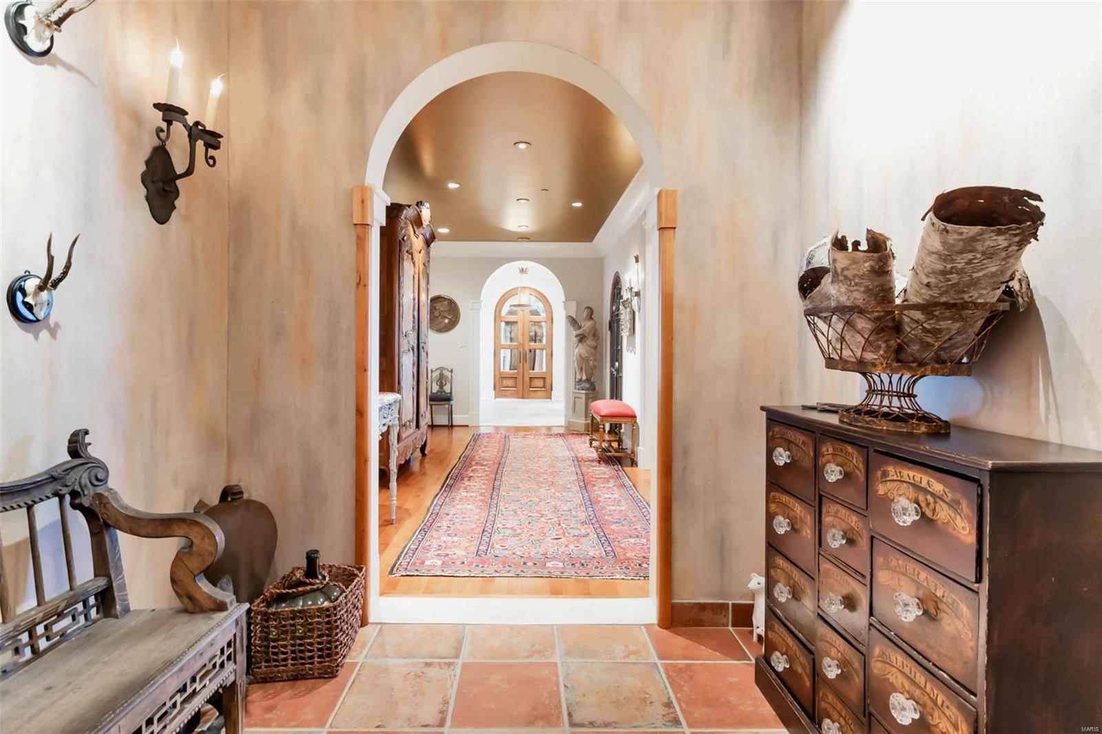 Plaza In Clayton A Condo The - Residential