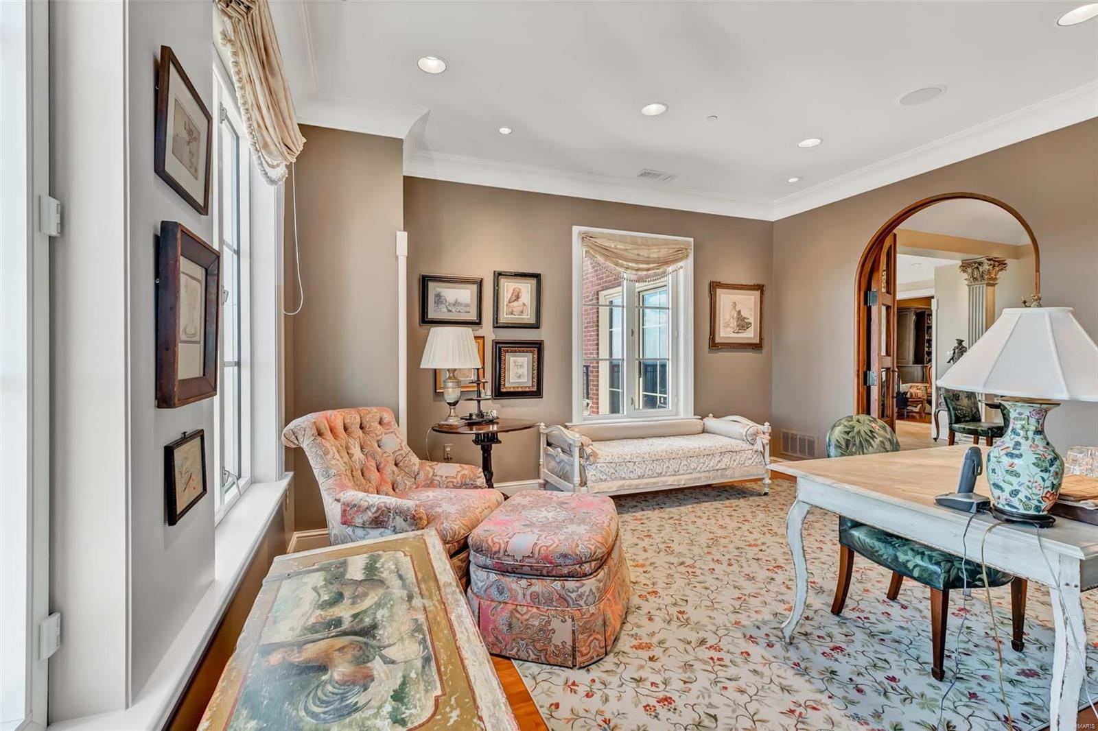 Plaza In Clayton A Condo The - Residential