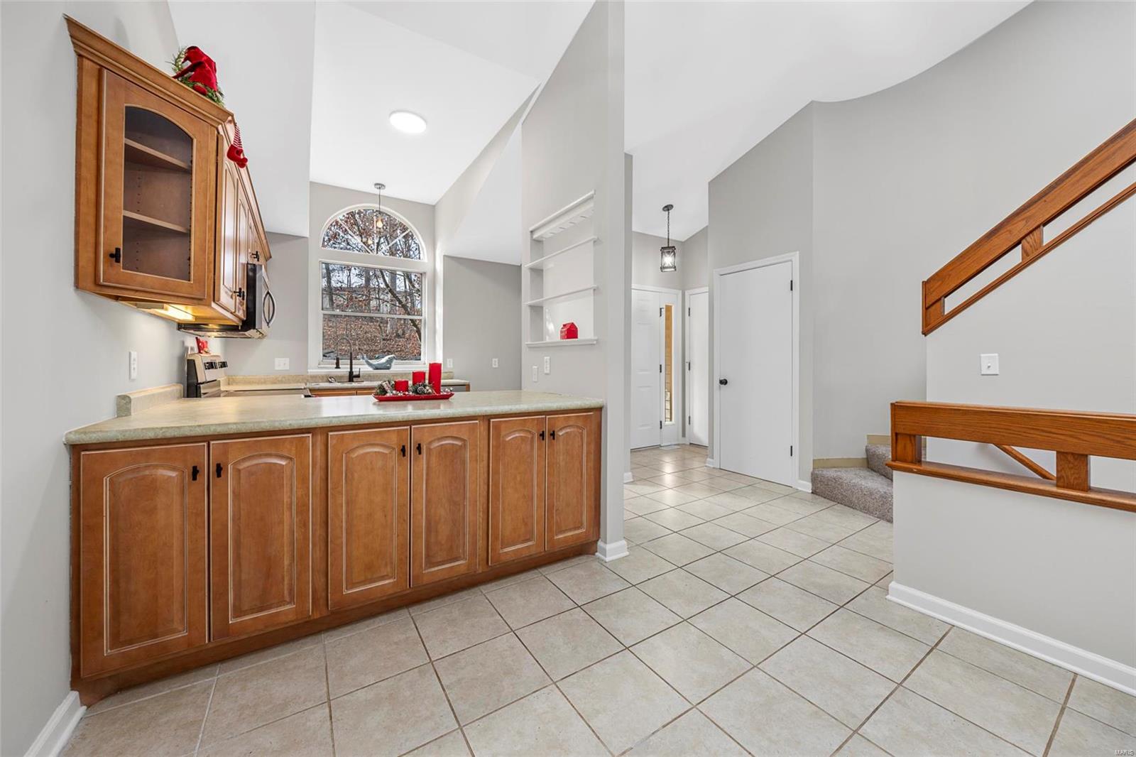 Treetop Condo Ph I - Residential