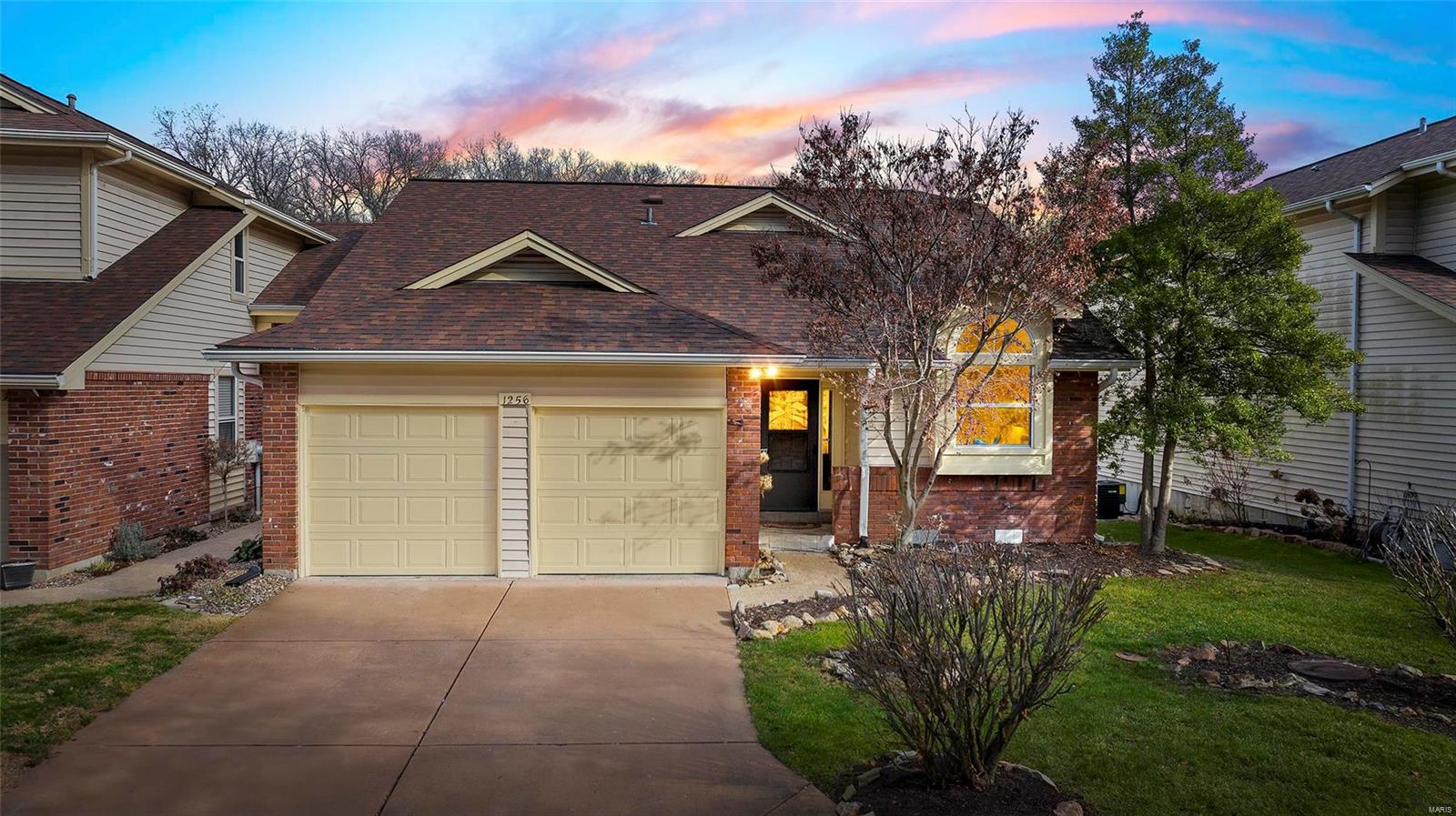 Treetop Condo Ph I - Residential