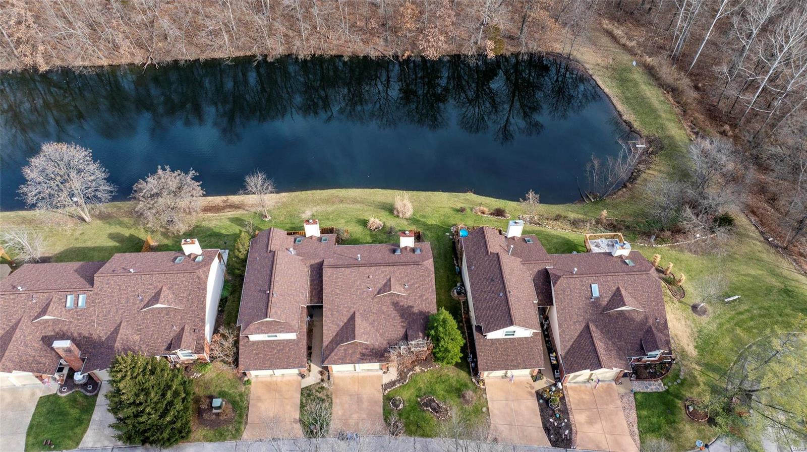 Treetop Condo Ph I - Residential