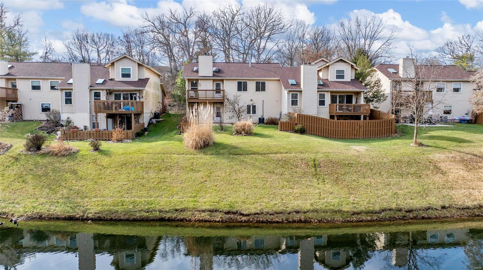 Treetop Condo Ph I - Residential