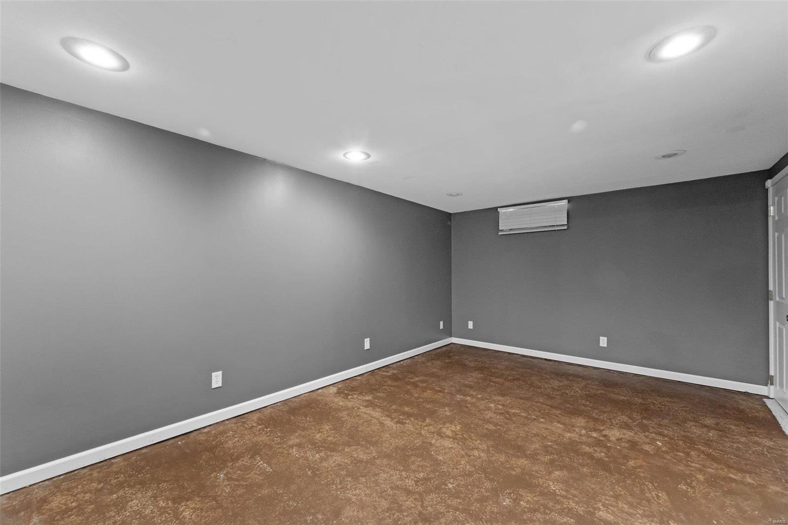 St Chas Hills #6 - Residential