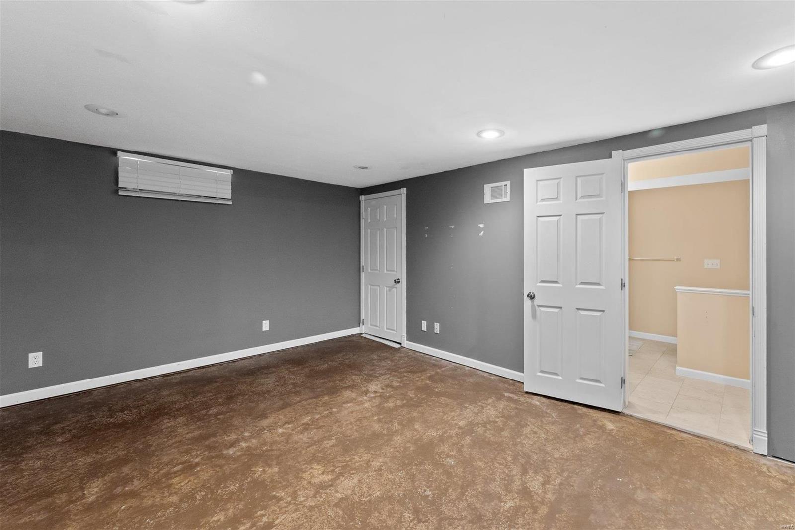 St Chas Hills #6 - Residential