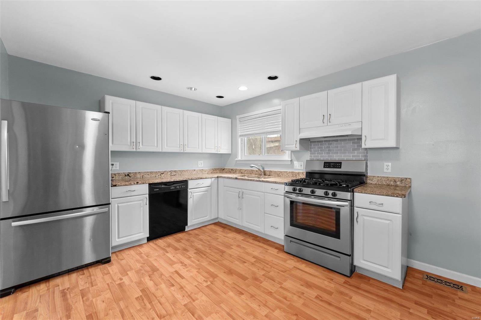 St Chas Hills #6 - Residential