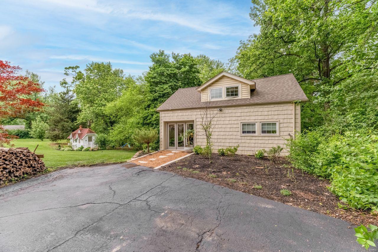 Melane Court Lt 7 & East Kirkwood Lt - Residential