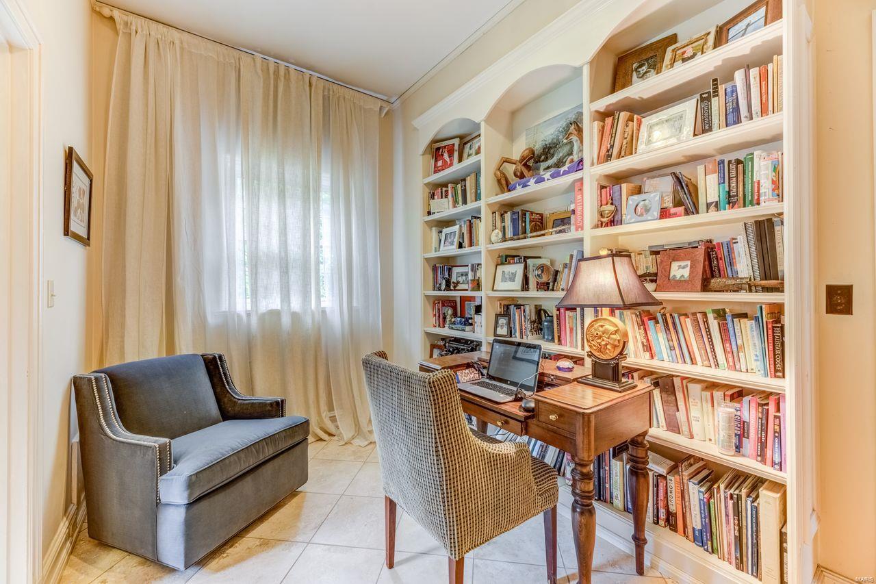 Melane Court Lt 7 & East Kirkwood Lt - Residential