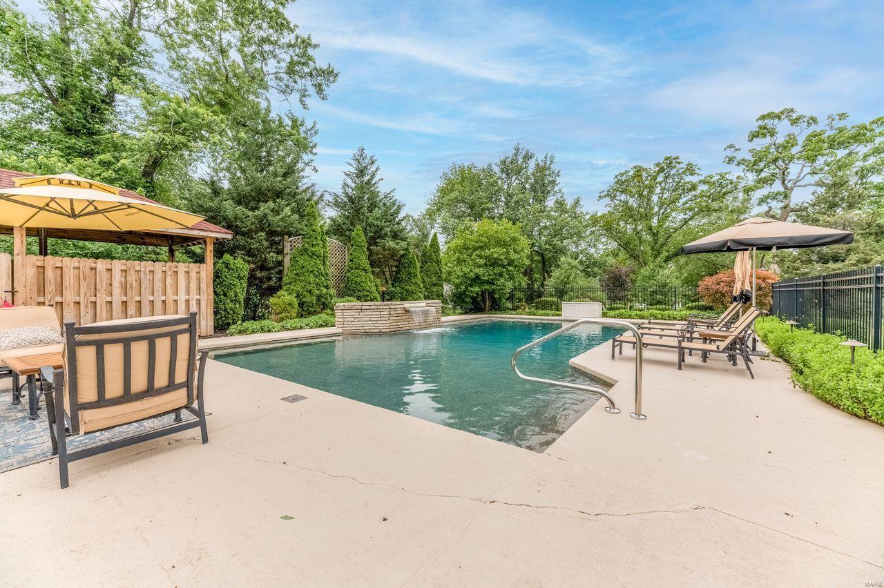 Melane Court Lt 7 & East Kirkwood Lt - Residential