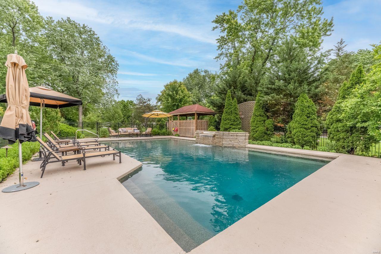 Melane Court Lt 7 & East Kirkwood Lt - Residential