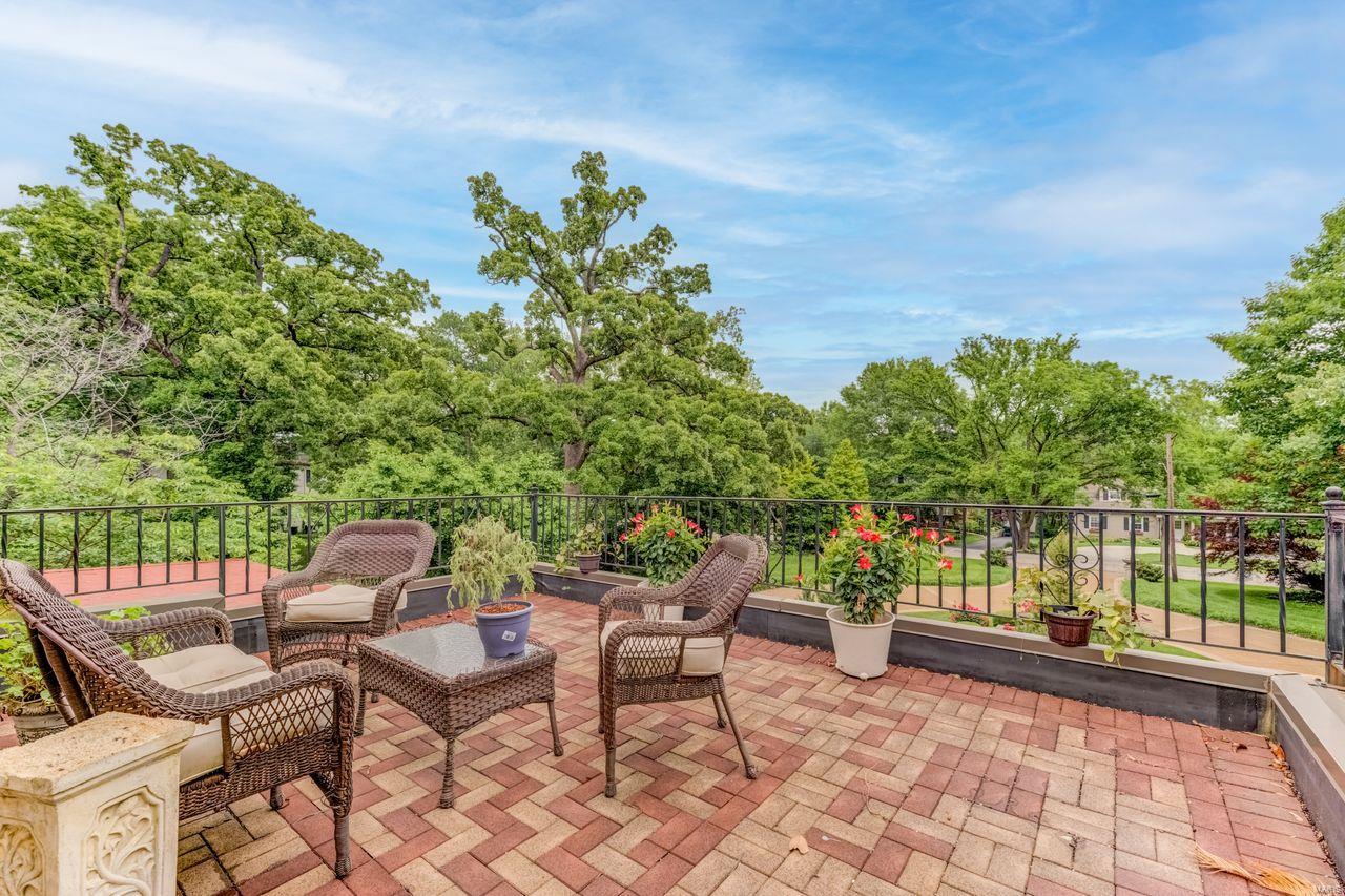 Melane Court Lt 7 & East Kirkwood Lt - Residential