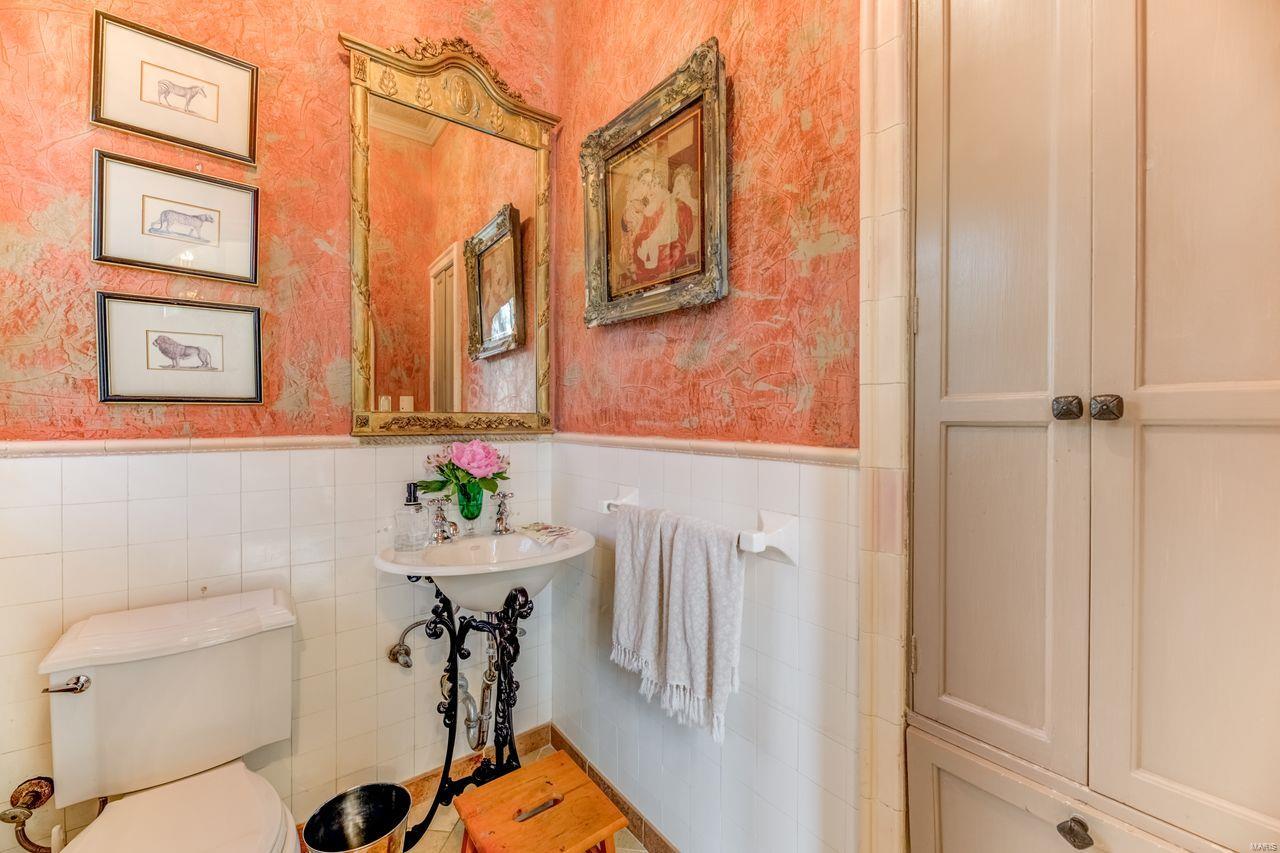 Melane Court Lt 7 & East Kirkwood Lt - Residential