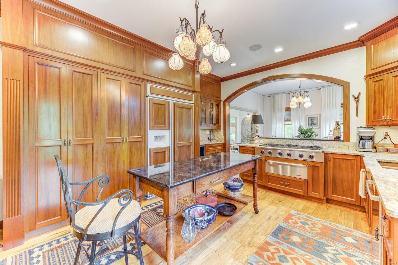 Melane Court Lt 7 & East Kirkwood Lt - Residential