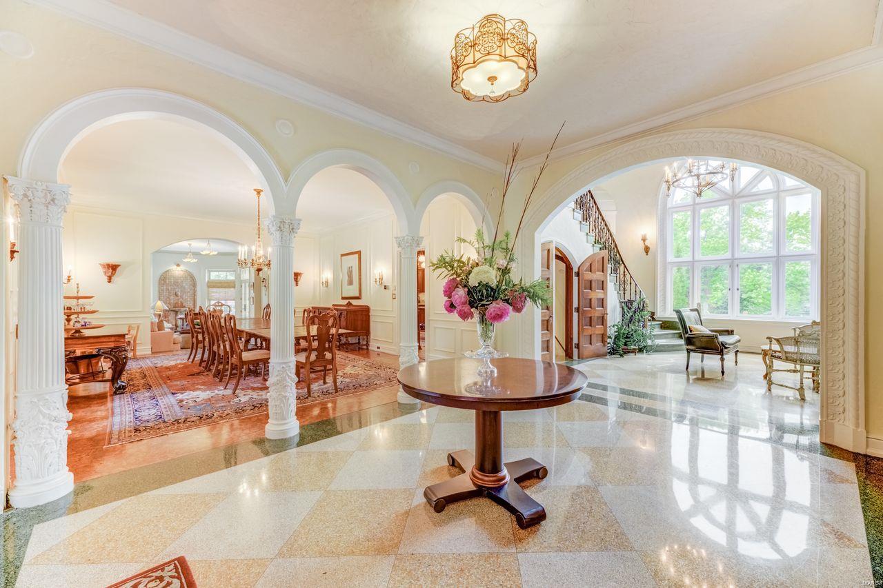 Melane Court Lt 7 & East Kirkwood Lt - Residential