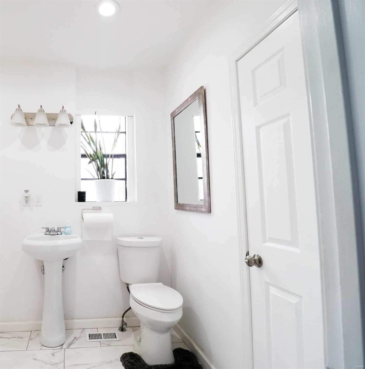 St Louis Commons Add - Residential