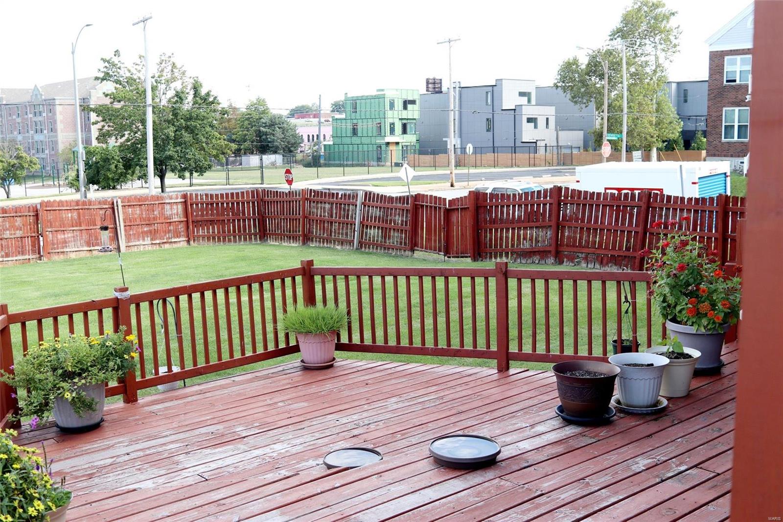 St Louis Commons Add - Residential