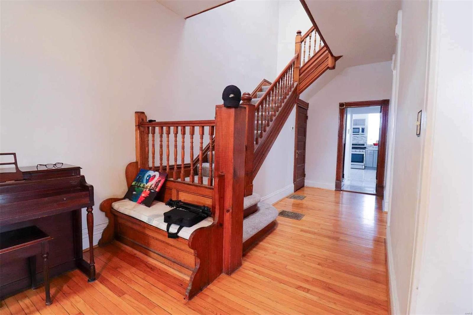 St Louis Commons Add - Residential