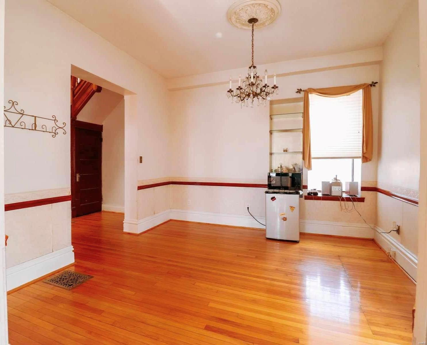 St Louis Commons Add - Residential