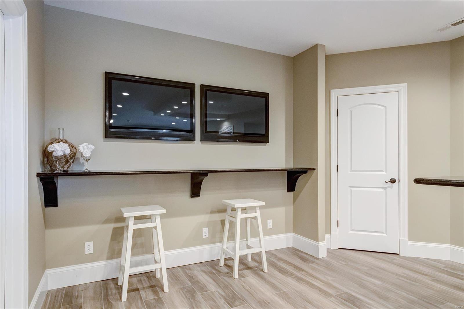 Fox Hill Farms - Residential