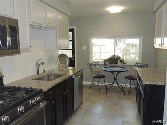 Doerwood Manor - Residential