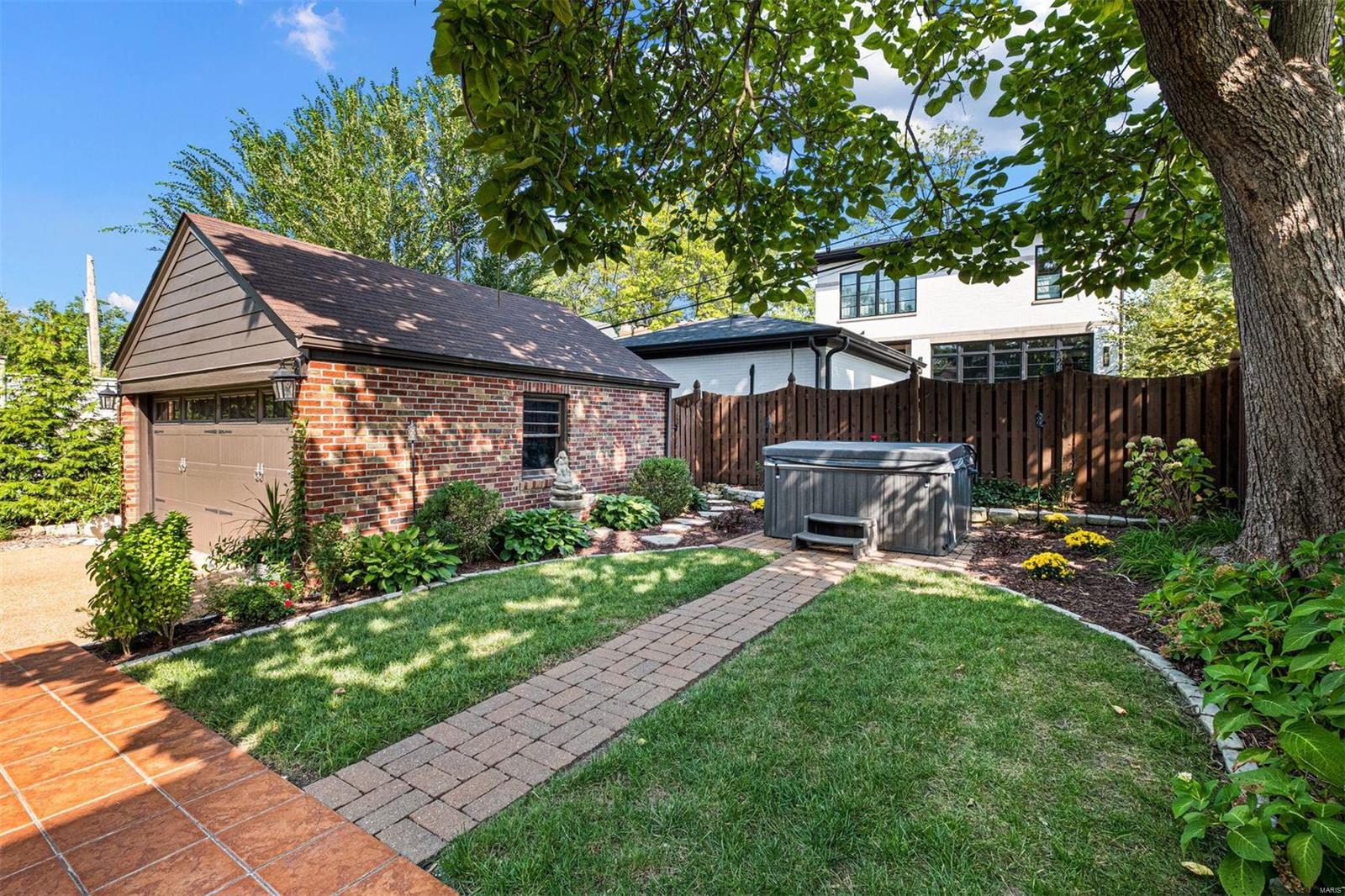 Clayton Gardens - Residential