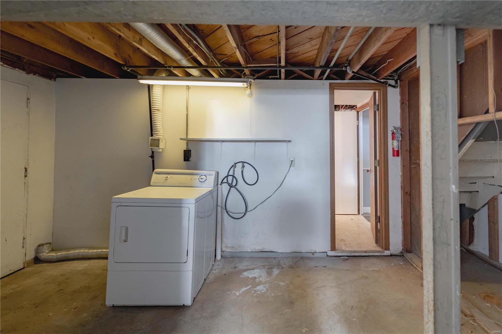 St Louis, Missouri 63131, United States, 3 Bedrooms Bedrooms, ,2 BathroomsBathrooms,Residential,Active,37727