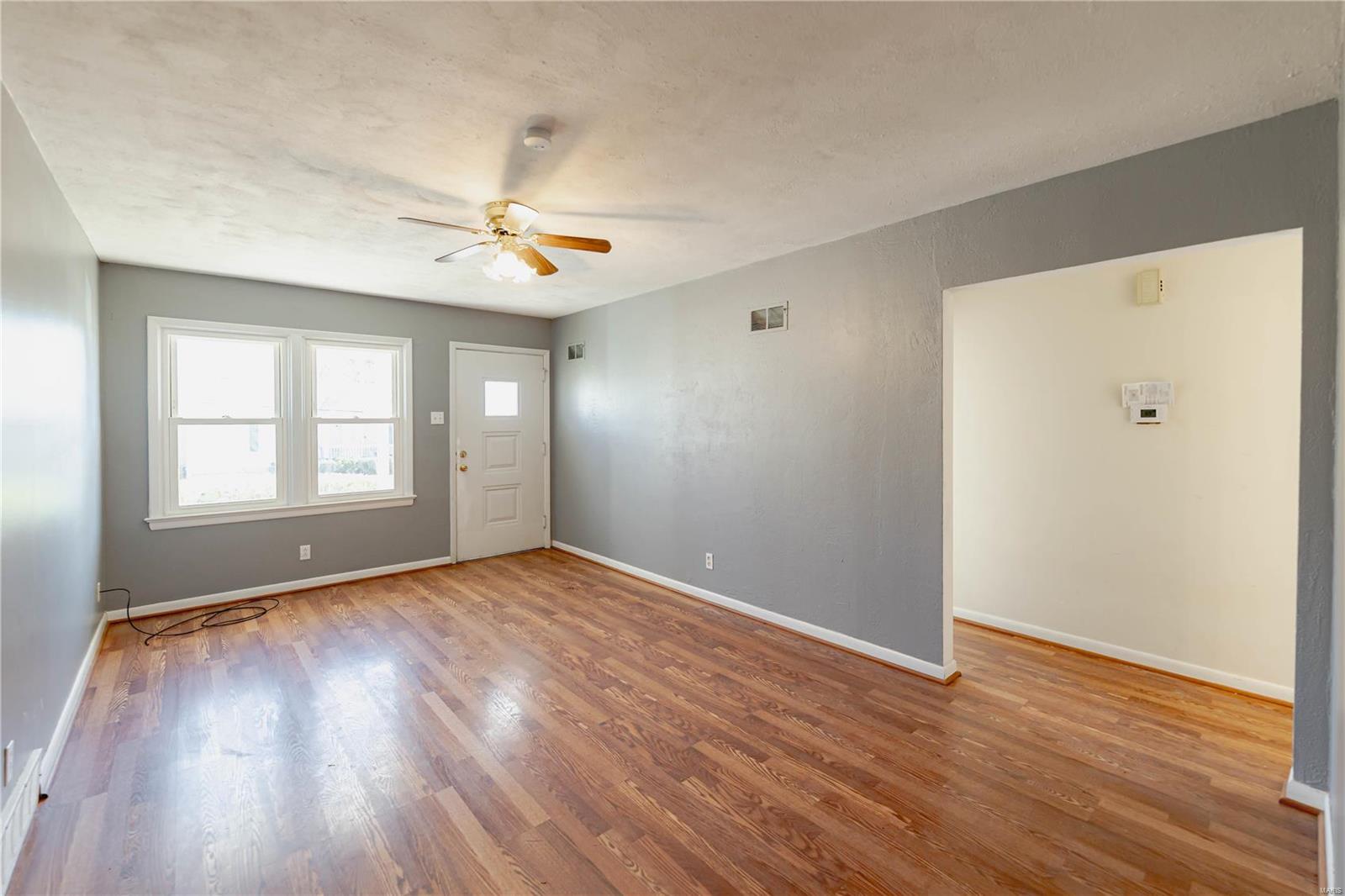 St Louis, Missouri 63131, United States, 3 Bedrooms Bedrooms, ,2 BathroomsBathrooms,Residential,Active,37727