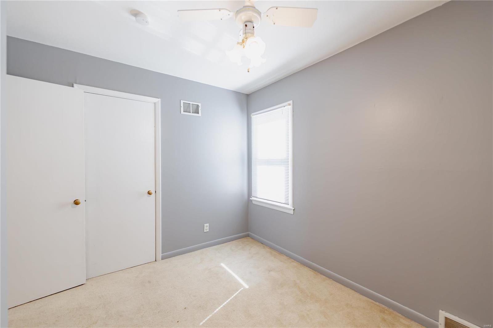 St Louis, Missouri 63131, United States, 3 Bedrooms Bedrooms, ,2 BathroomsBathrooms,Residential,Active,37727