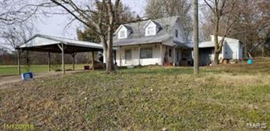 1.5 story house with three bedrooms and one bath, built in 1996. Beds on both levels. House has external wood furnance, and forced air. SpecialListingConditions: Foreclosure